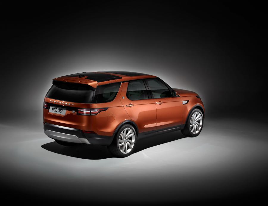  Land Rover Discovery HSE 2017 года  (фото 6 из 96)